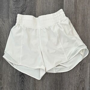 Lululemon high rise hottie hot short